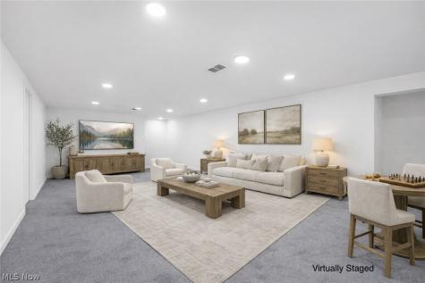6370 Manchester Road Parma OH 44129