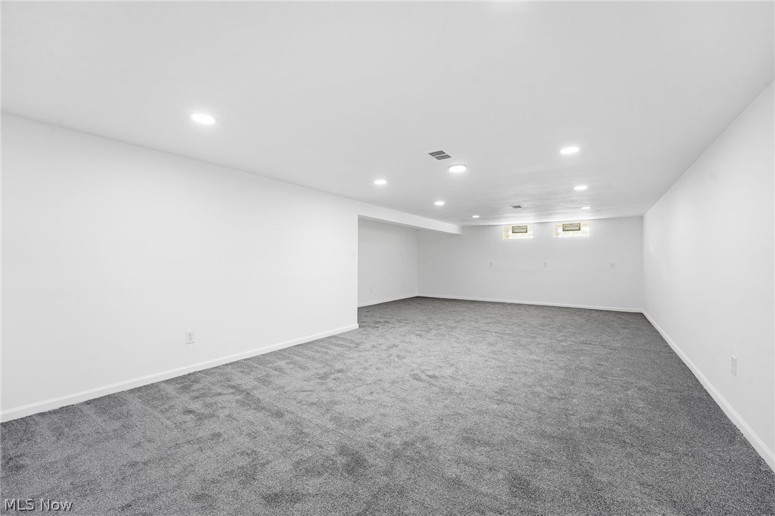 6370 Manchester Road Parma OH 44129