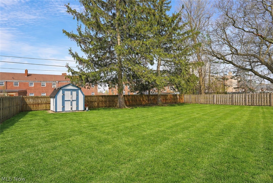 6370 Manchester Road Parma OH 44129