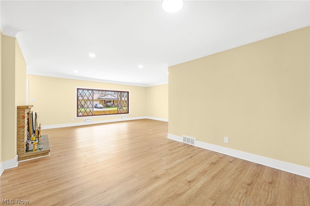 6370 Manchester Road Parma OH 44129