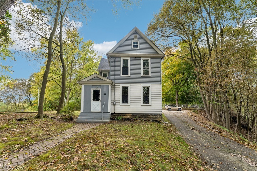 160 N Valley Street Akron OH 44303