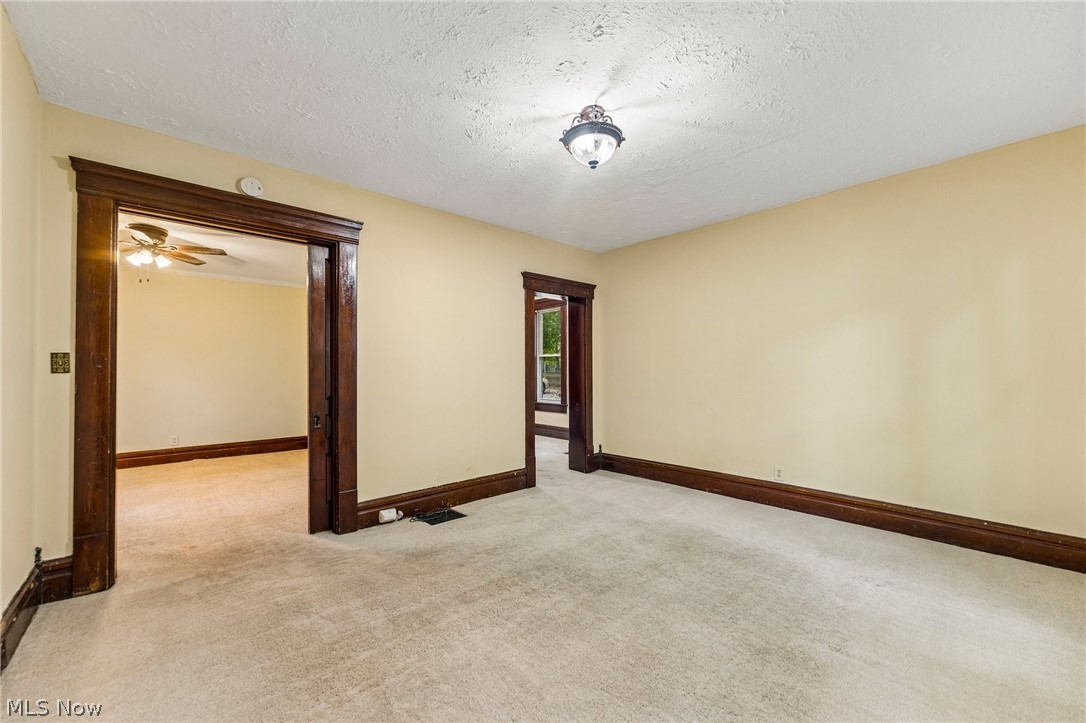 160 N Valley Street Akron OH 44303