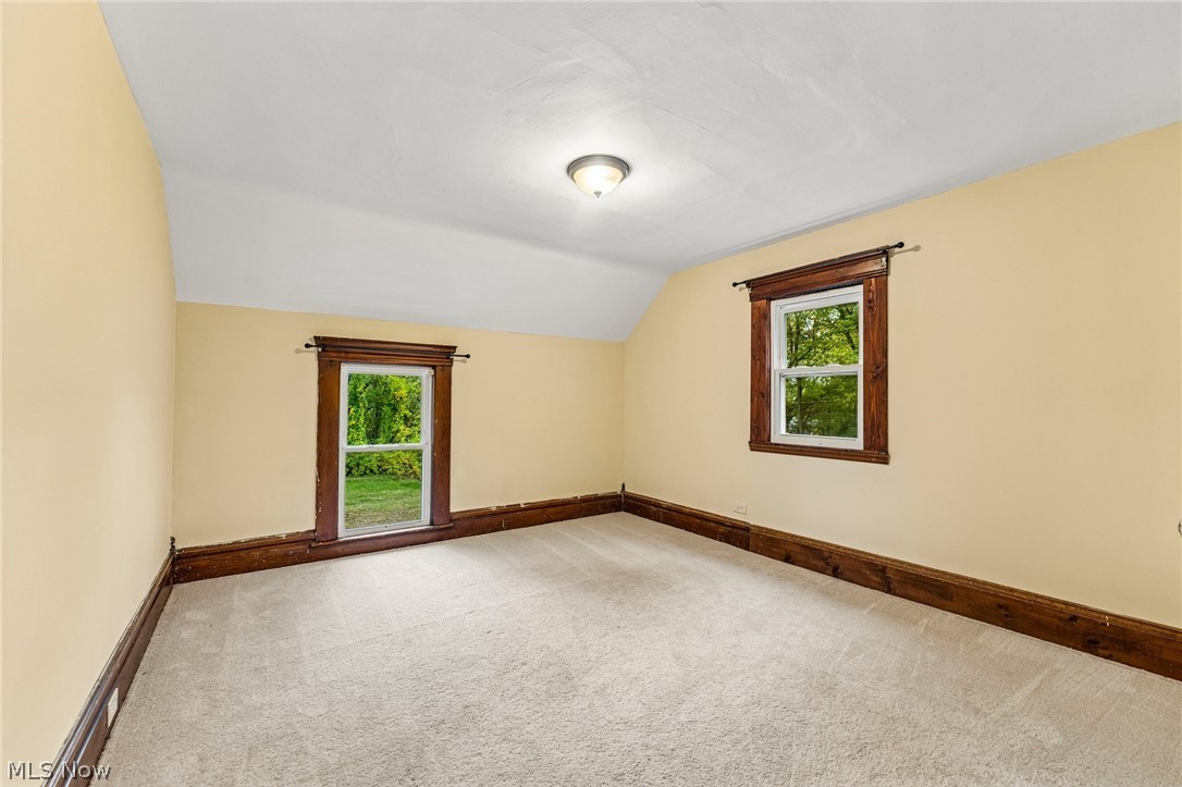 160 N Valley Street Akron OH 44303