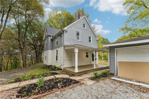 160 N Valley Street Akron OH 44303