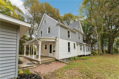 160 N Valley Street Akron OH 44303