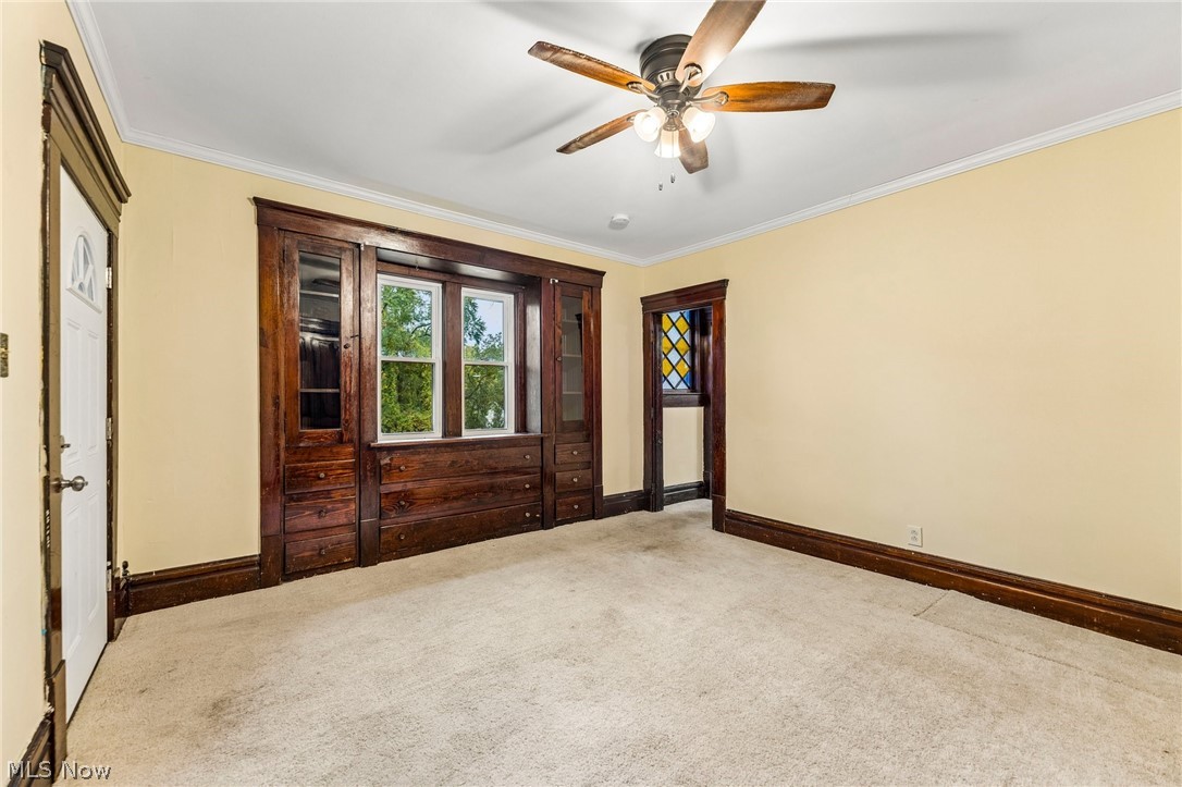 160 N Valley Street Akron OH 44303