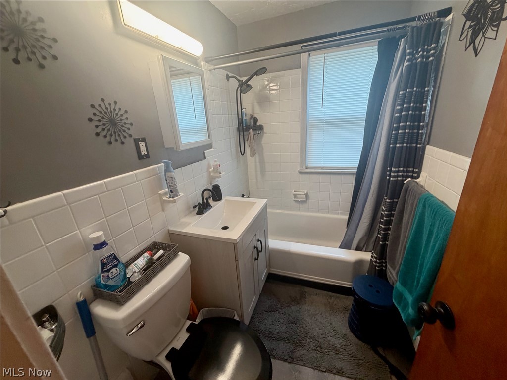 4125 Wyncote Road South Euclid OH 44121