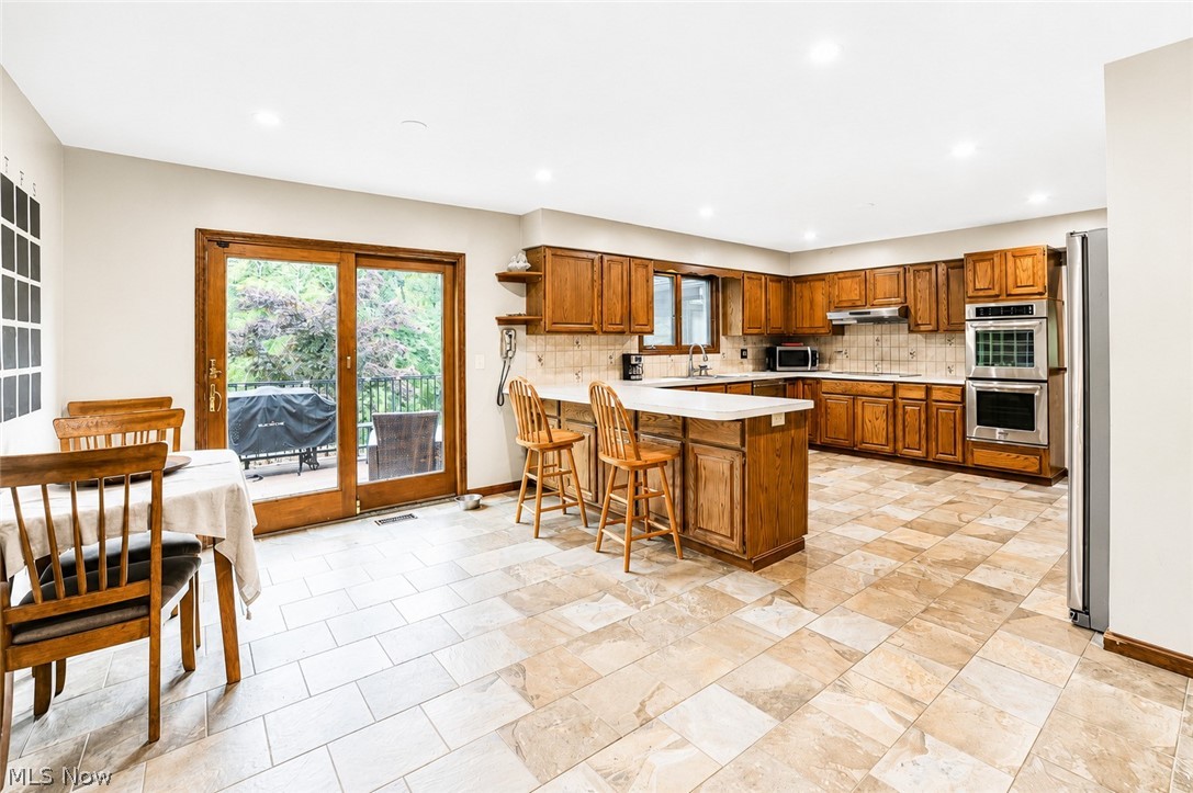2458 Cedarwood Road Pepper Pike OH 44124
