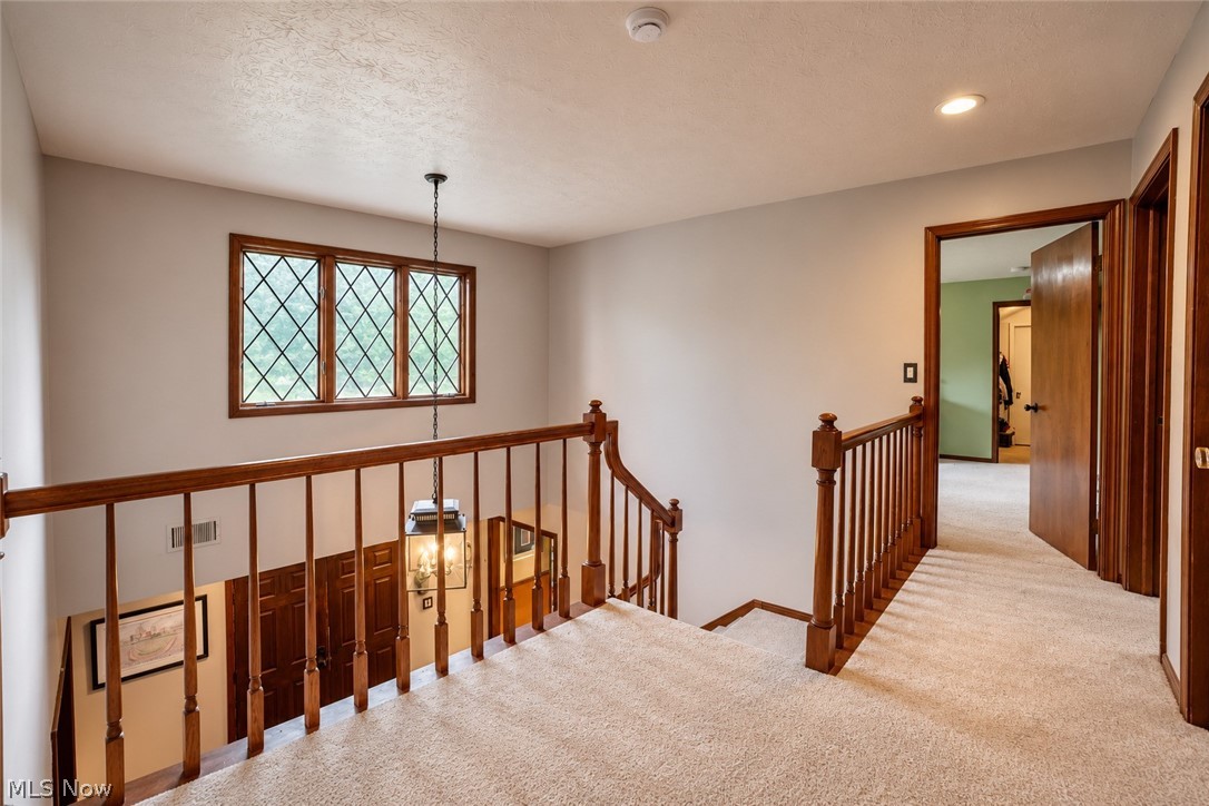 2458 Cedarwood Road Pepper Pike OH 44124