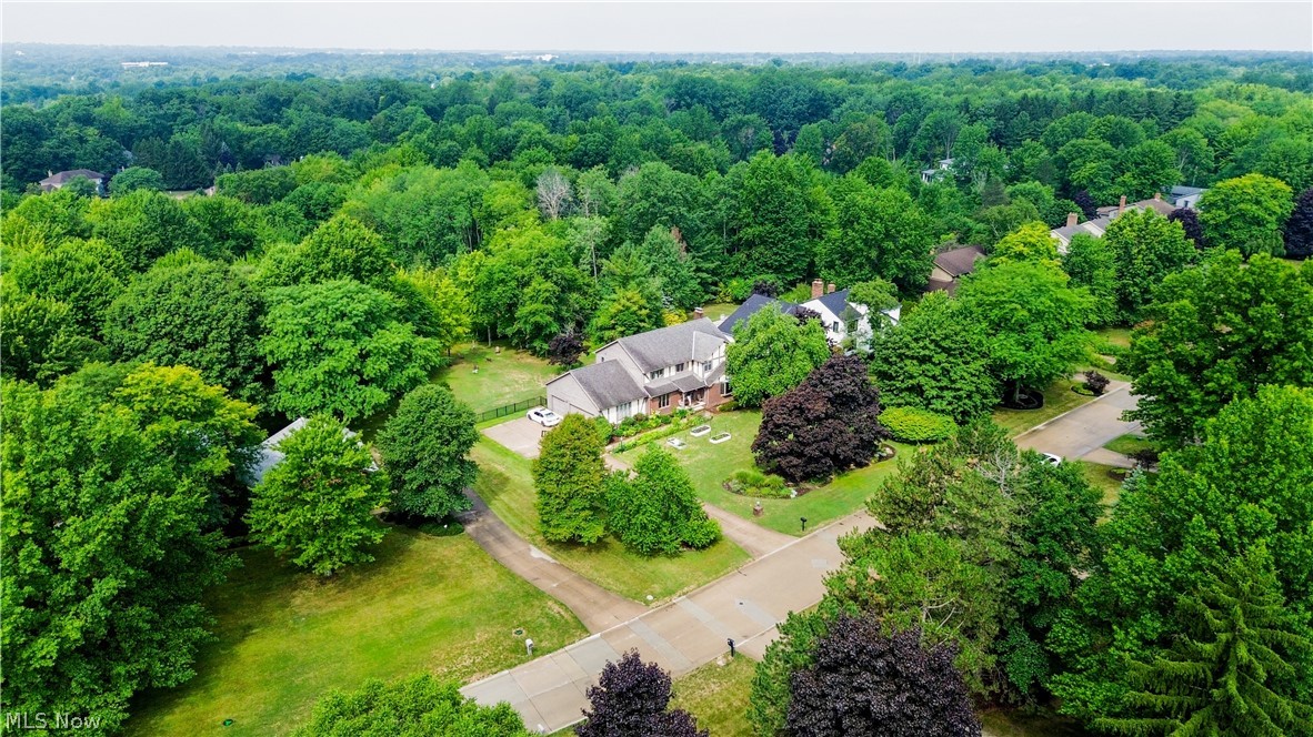2458 Cedarwood Road Pepper Pike OH 44124