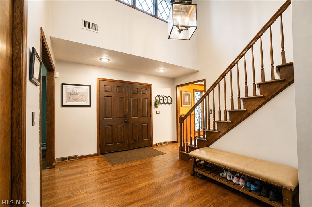 2458 Cedarwood Road Pepper Pike OH 44124