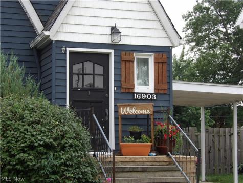 16903 Woodbury Avenue Cleveland OH 44135