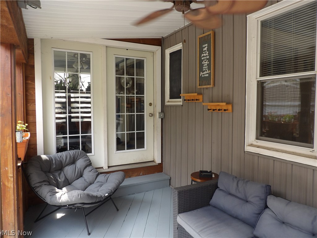 16903 Woodbury Avenue Cleveland OH 44135