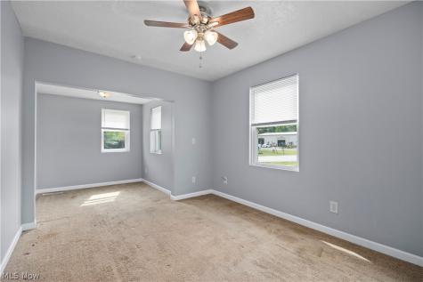7723 W River Road S Elyria OH 44035