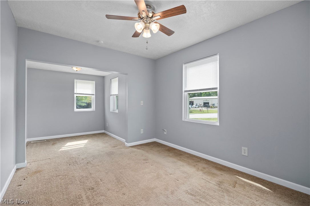 7723 W River Road S Elyria OH 44035