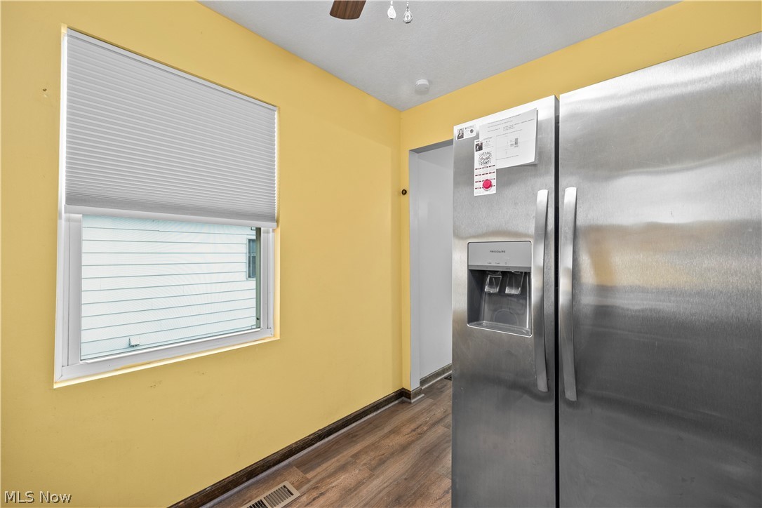 7723 W River Road S Elyria OH 44035