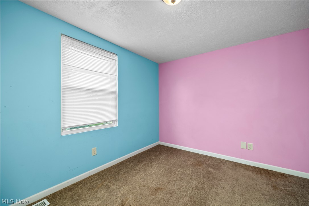 7723 W River Road S Elyria OH 44035