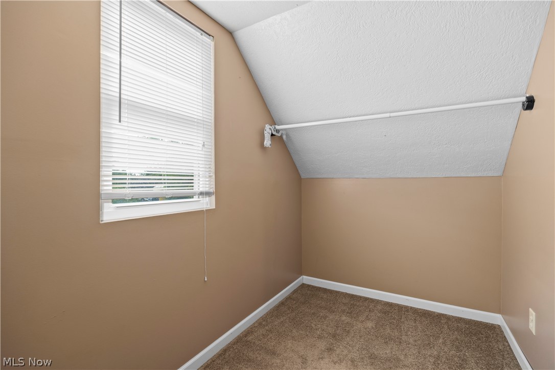 7723 W River Road S Elyria OH 44035