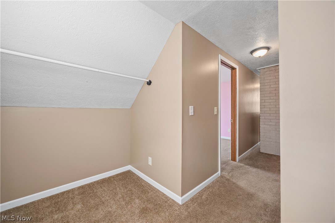 7723 W River Road S Elyria OH 44035