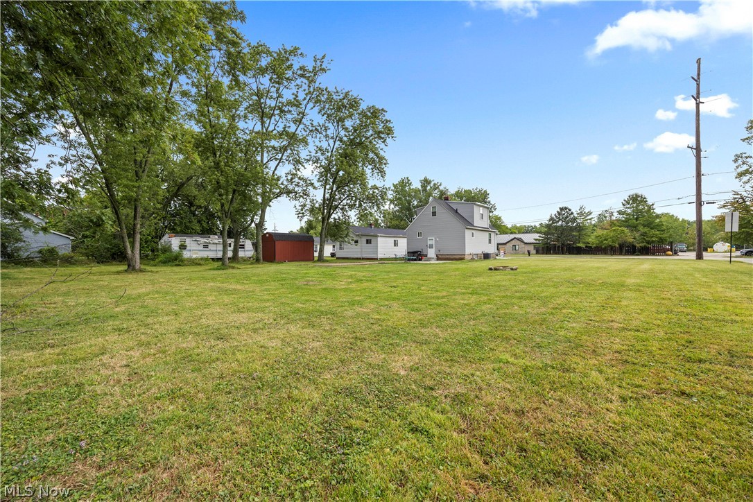 7723 W River Road S Elyria OH 44035