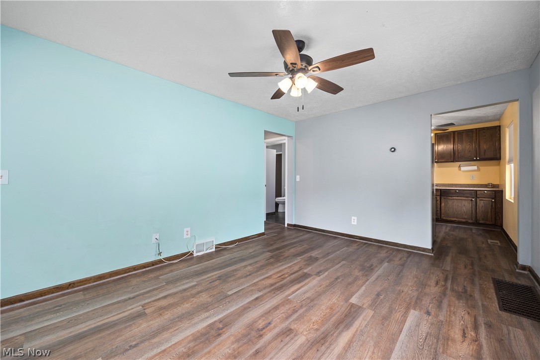 7723 W River Road S Elyria OH 44035