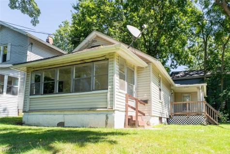 2157 18th Street SW Akron OH 44314
