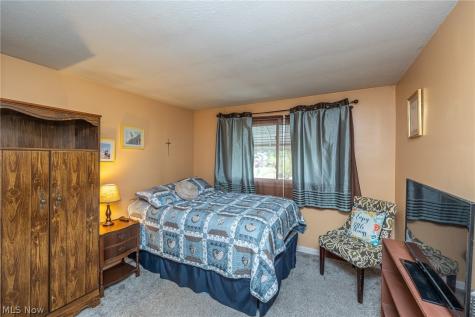 6389 W 54th Street Parma OH 44129