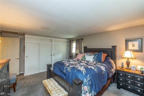 6389 W 54th Street Parma OH 44129