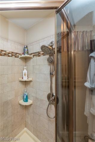 6389 W 54th Street Parma OH 44129
