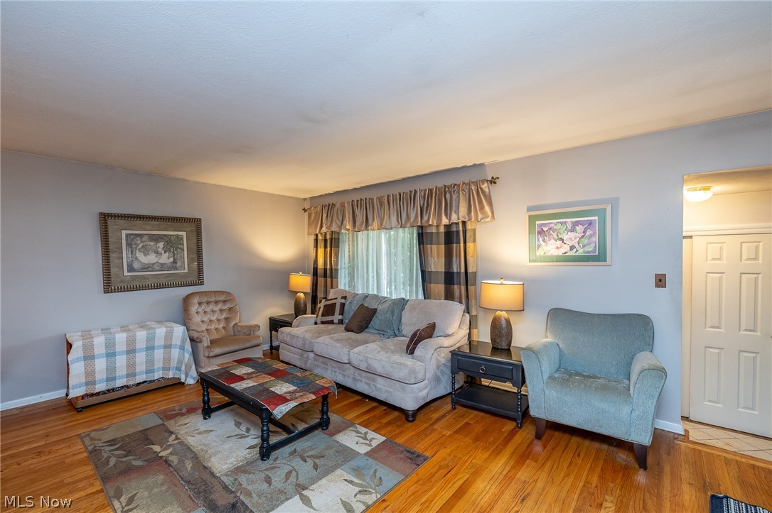 6389 W 54th Street Parma OH 44129