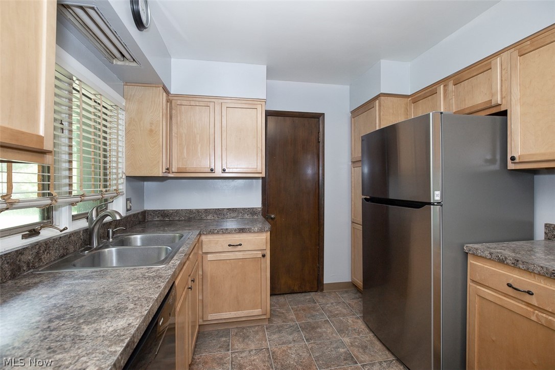 380 Alden Avenue Akron OH 44313