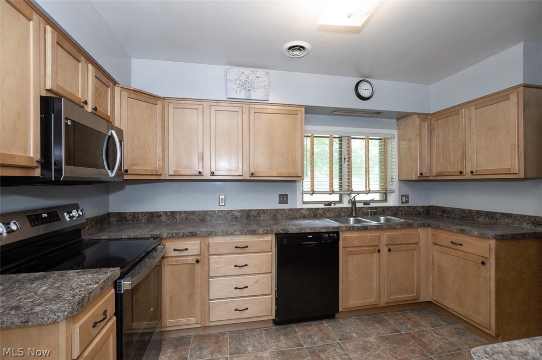 380 Alden Avenue Akron OH 44313