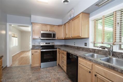 380 Alden Avenue Akron OH 44313