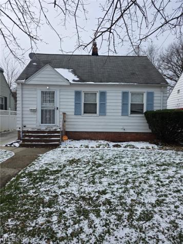 1566 E 195th Street Euclid OH 44117
