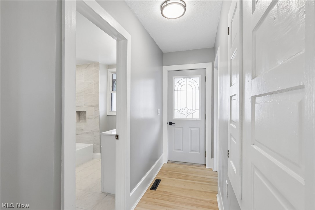 26 E Ashtabula Street Jefferson OH 44047