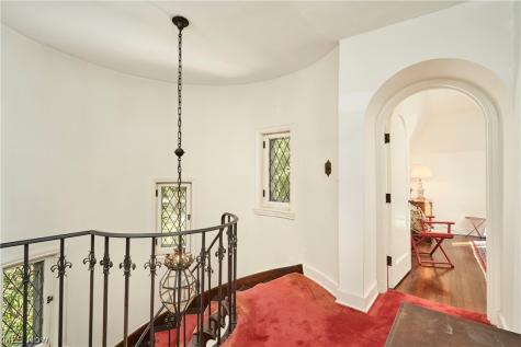 2120 Ridgewood Road Akron OH 44313