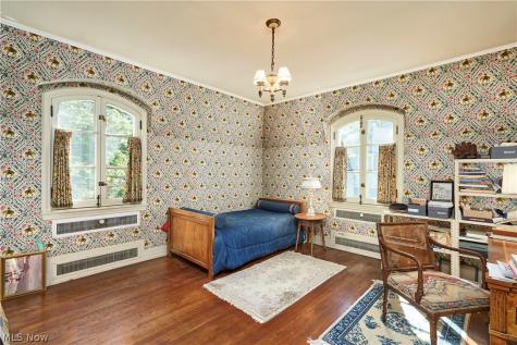 2120 Ridgewood Road Akron OH 44313