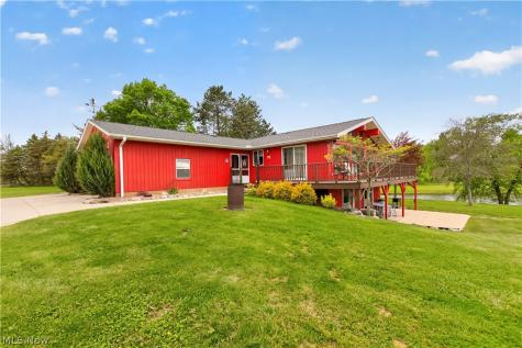 11209 Holshoe Road Homerville OH 44235