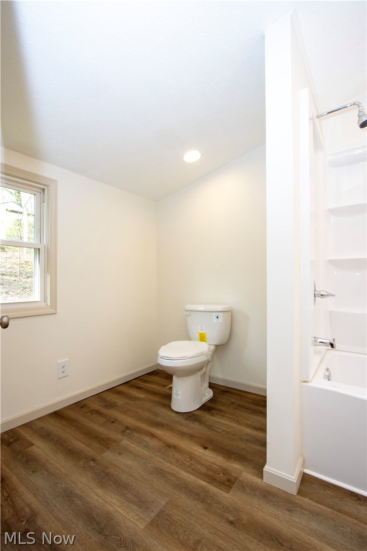 14069 Township Road 1058 Lakeville OH 44638