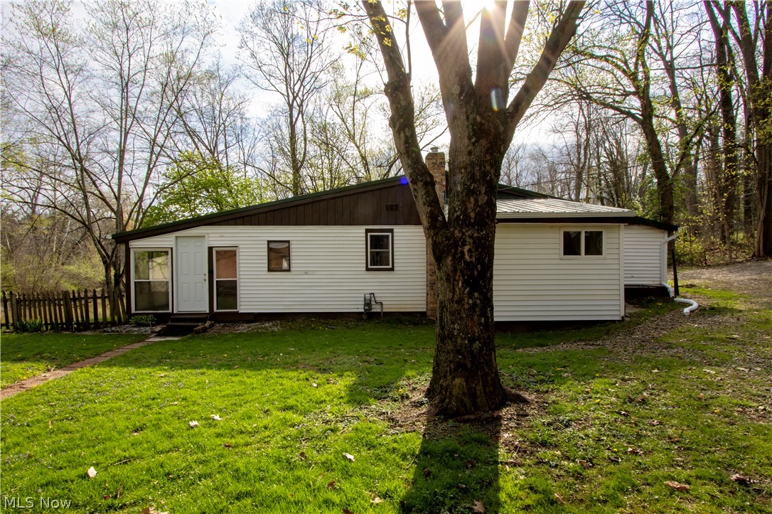 14069 Township Road 1058 Lakeville OH 44638