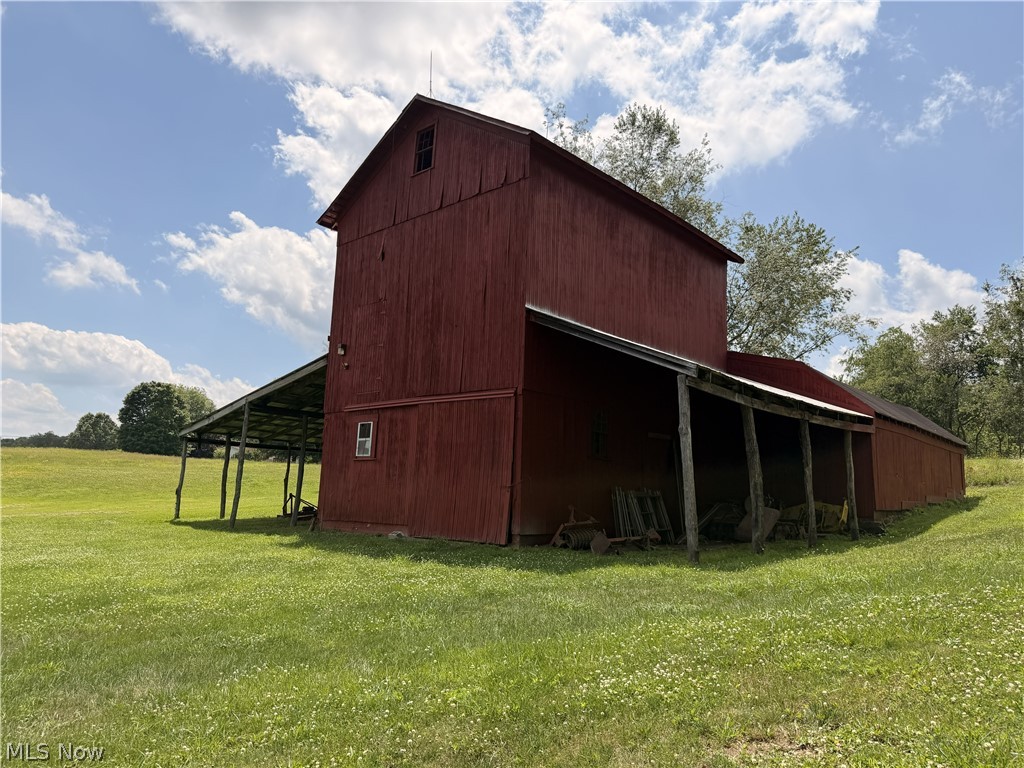 44876 State Route 517 Columbiana OH 44408