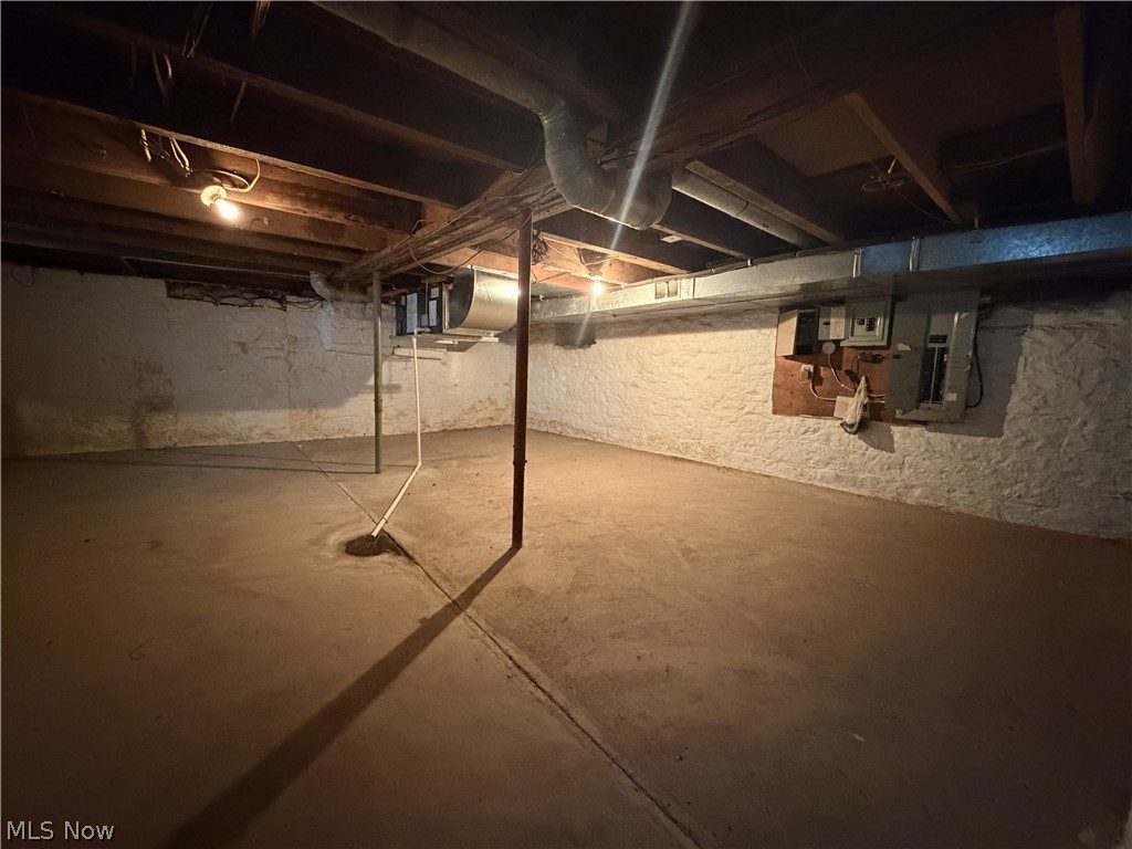 44876 State Route 517 Columbiana OH 44408