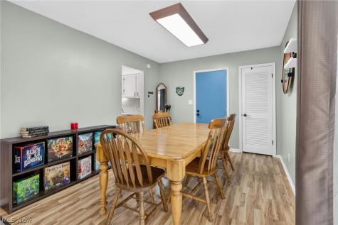 910 Marilyn Drive Wooster OH 44691