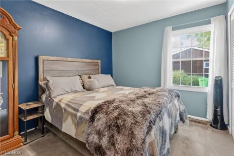 910 Marilyn Drive Wooster OH 44691