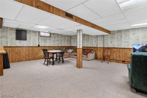 910 Marilyn Drive Wooster OH 44691