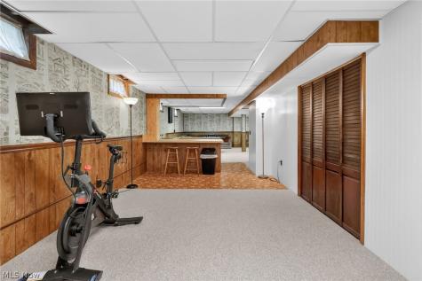 910 Marilyn Drive Wooster OH 44691