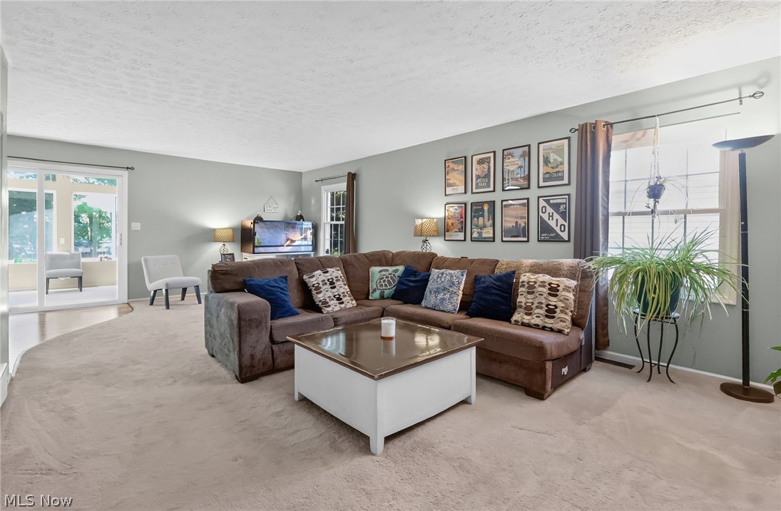910 Marilyn Drive Wooster OH 44691