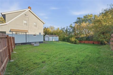 2205 Burbank Avenue Youngstown OH 44509