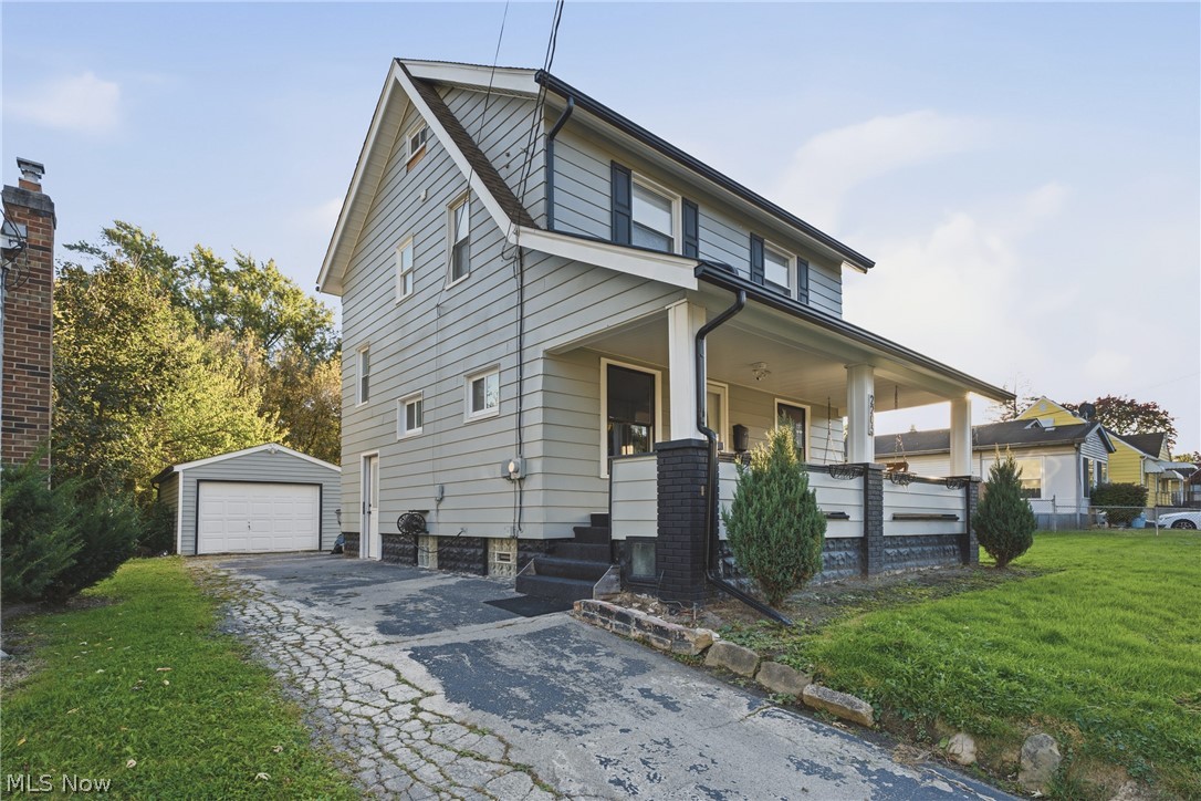 2205 Burbank Avenue Youngstown OH 44509