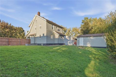 2205 Burbank Avenue Youngstown OH 44509